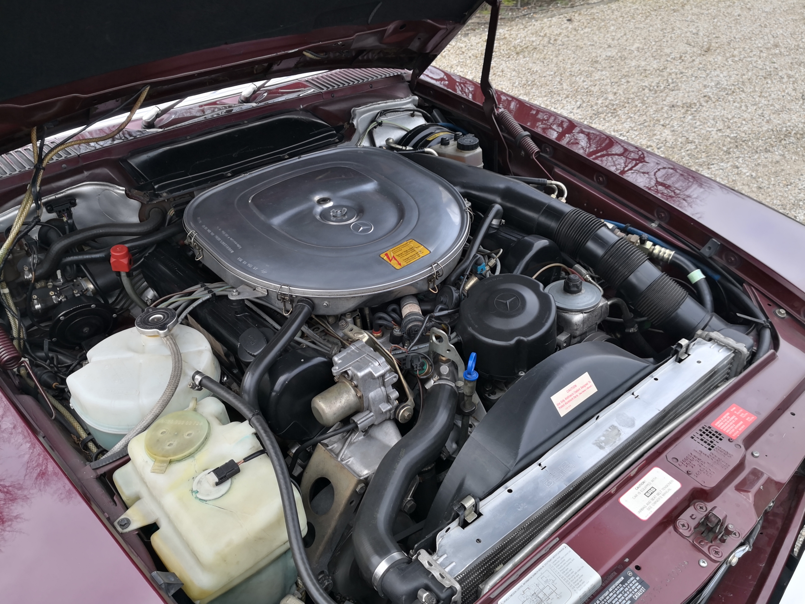 Mercedes-Benz 560SL