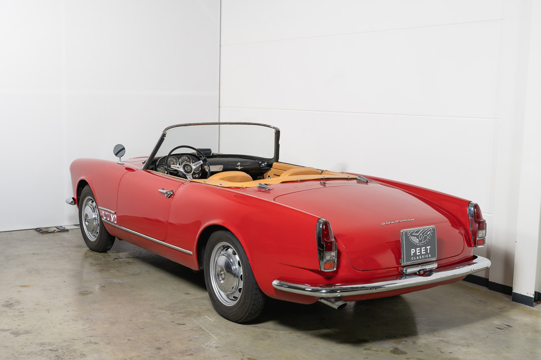 Alfa Romeo Spider 2000 Touring