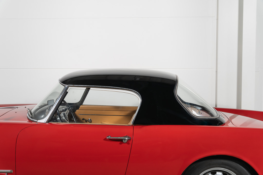 Alfa Romeo Spider 2000 Touring
