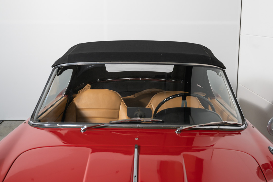 Alfa Romeo Spider 2000 Touring