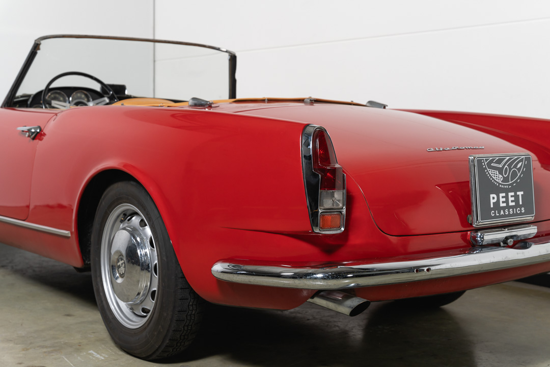 Alfa Romeo Spider 2000 Touring