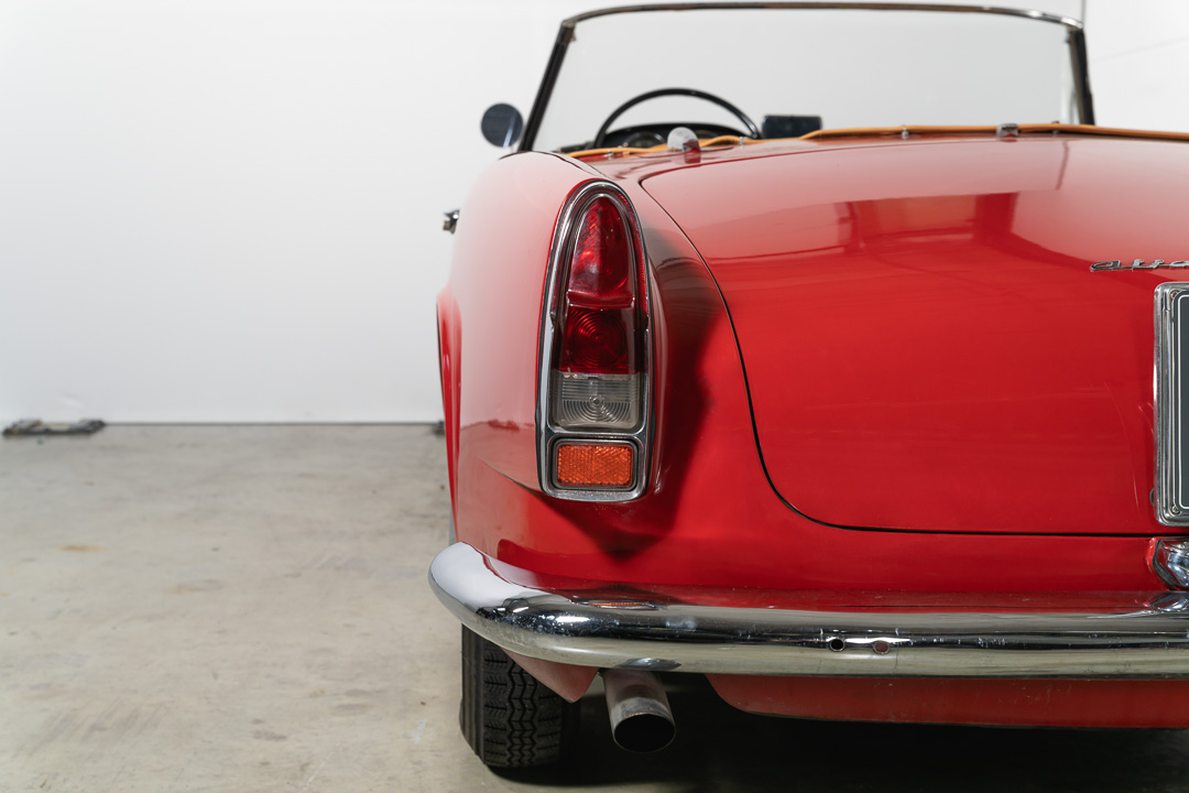 Alfa Romeo Spider 2000 Touring
