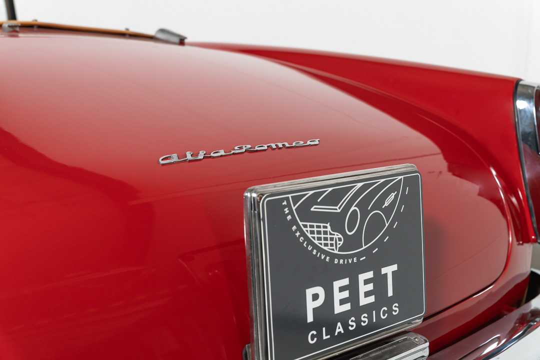 Alfa Romeo Spider 2000 Touring