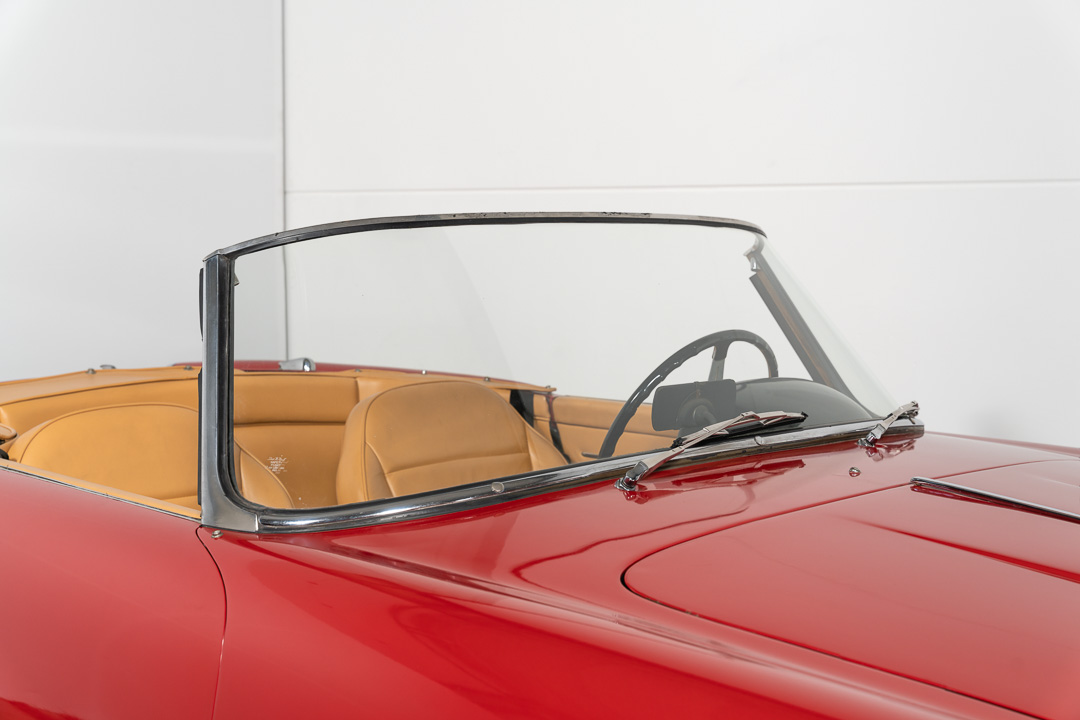 Alfa Romeo Spider 2000 Touring
