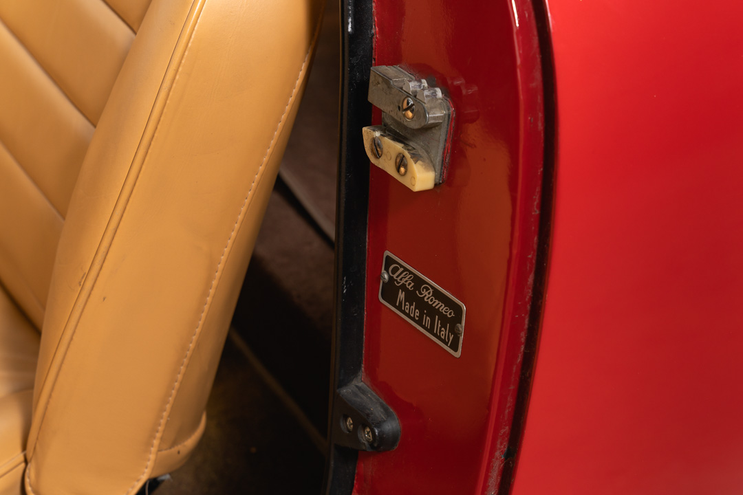 Alfa Romeo Spider 2000 Touring