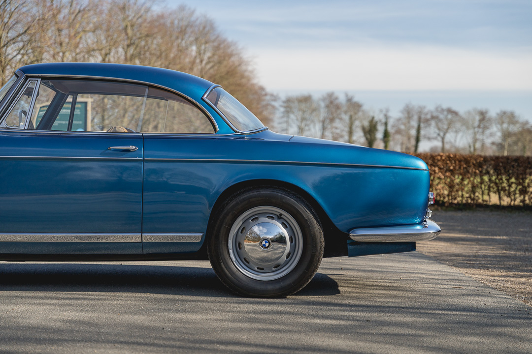 BMW 503