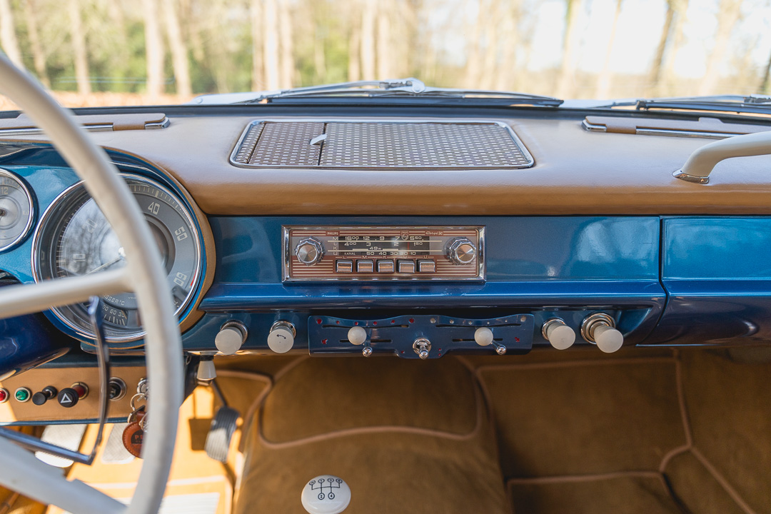 BMW 503